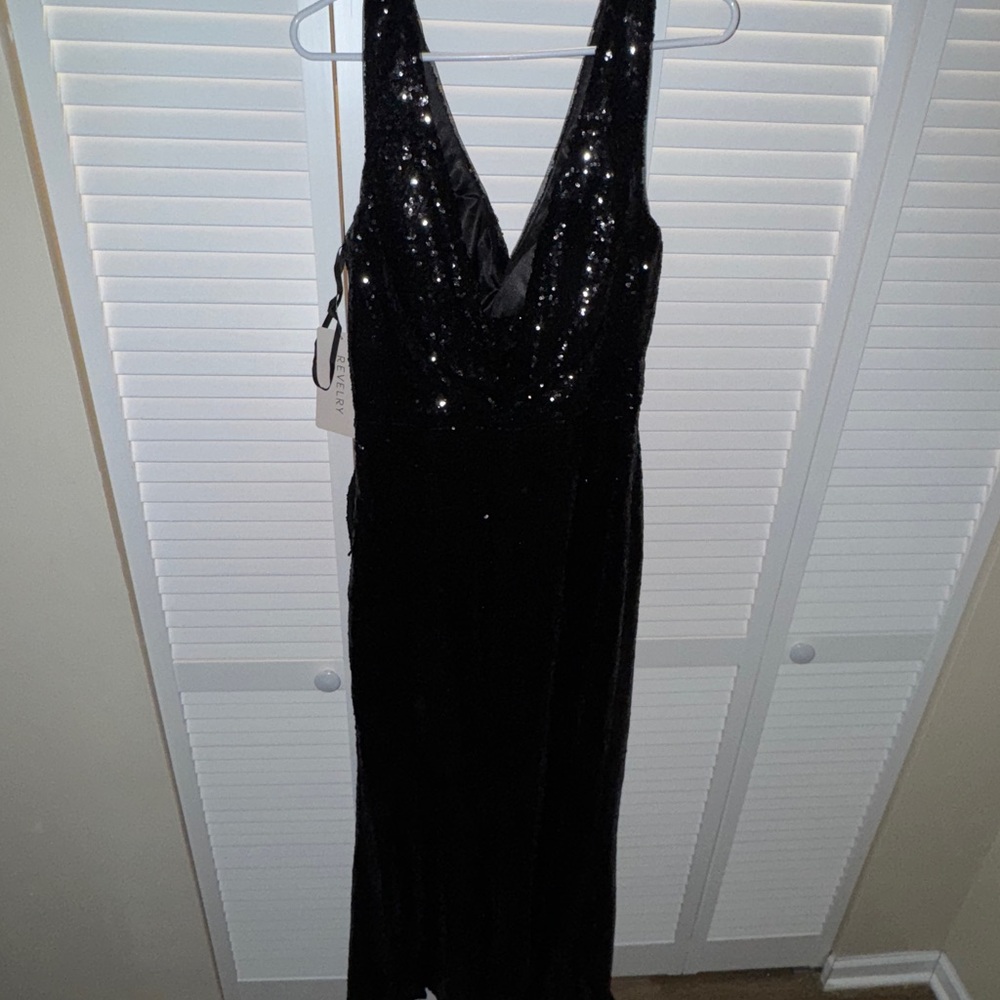 Black Sequin Sleeveless Dress - Picture 2 of 3